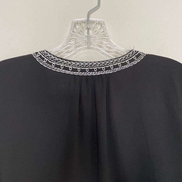 W. by Wantable Boho Bell Sleeve Embroidered Blouse - Picture 6 of 16